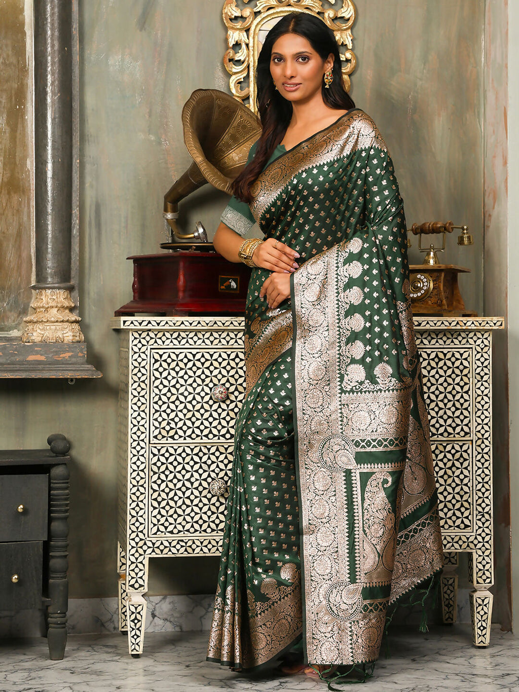 Shree Shyam Fashion Banarasi Silk Dark Green Saree | Grocsy