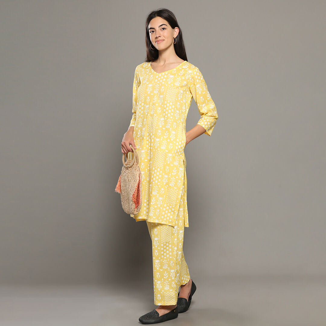 Breathables Women Cotton Printed Loungewear Kurta And Pants Co-Ord Set Yellow I Nightwear | Abstract Print | Grocsy