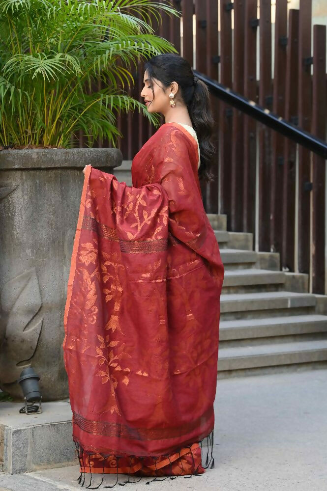 Beatitude Red Cotton Floral Jamdani Saree | Grocsy