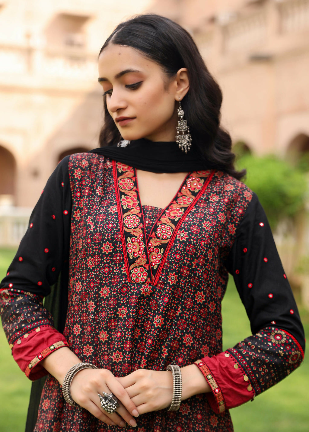 Juniper Women's The Mahautsavam Black Ethnic Motif Printed Muslin Kurta Pant And Dupatta With Thread & Mirror Work | Grocsy