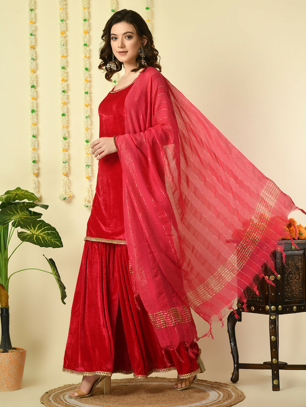 Myshka Women's Pink Velvet Kurti & Sharara With Dupatta Party Sets | Grocsy