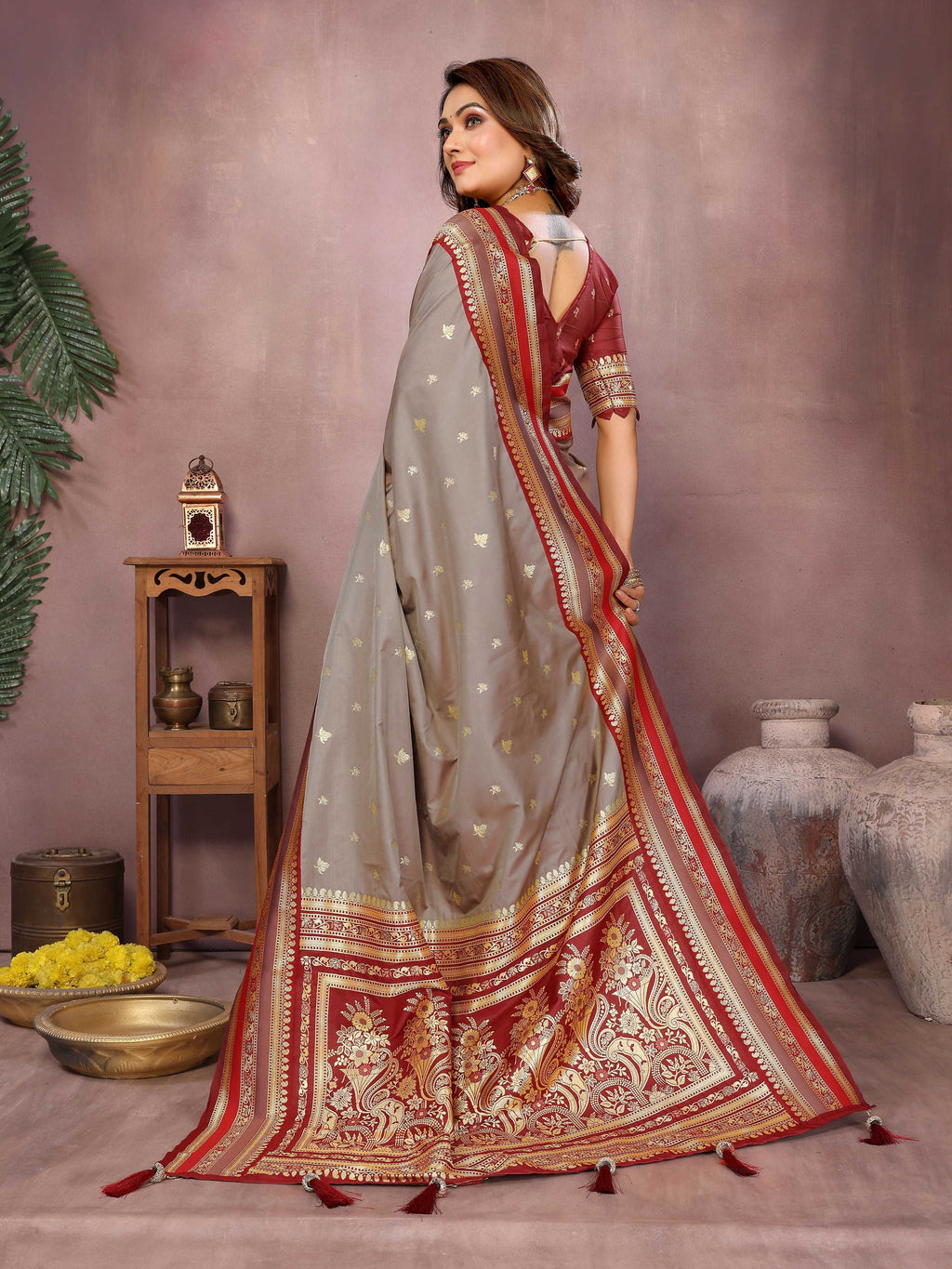 Aastha Fashion Grey Kalamkari Silk Weaving Saree | Grocsy