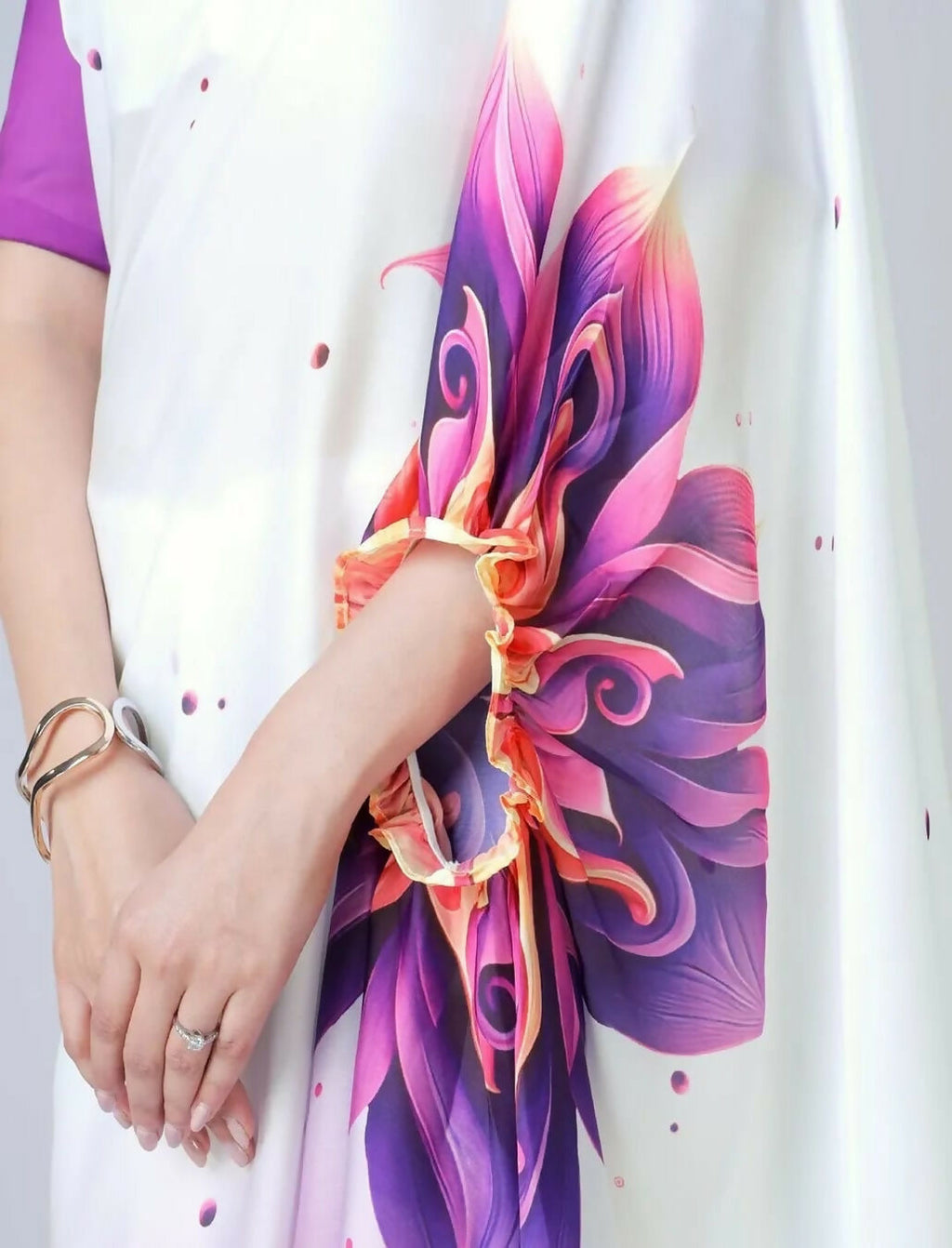Vastranavya Purple & White Ready to Wear Floral Print Free Hand Saree | Grocsy