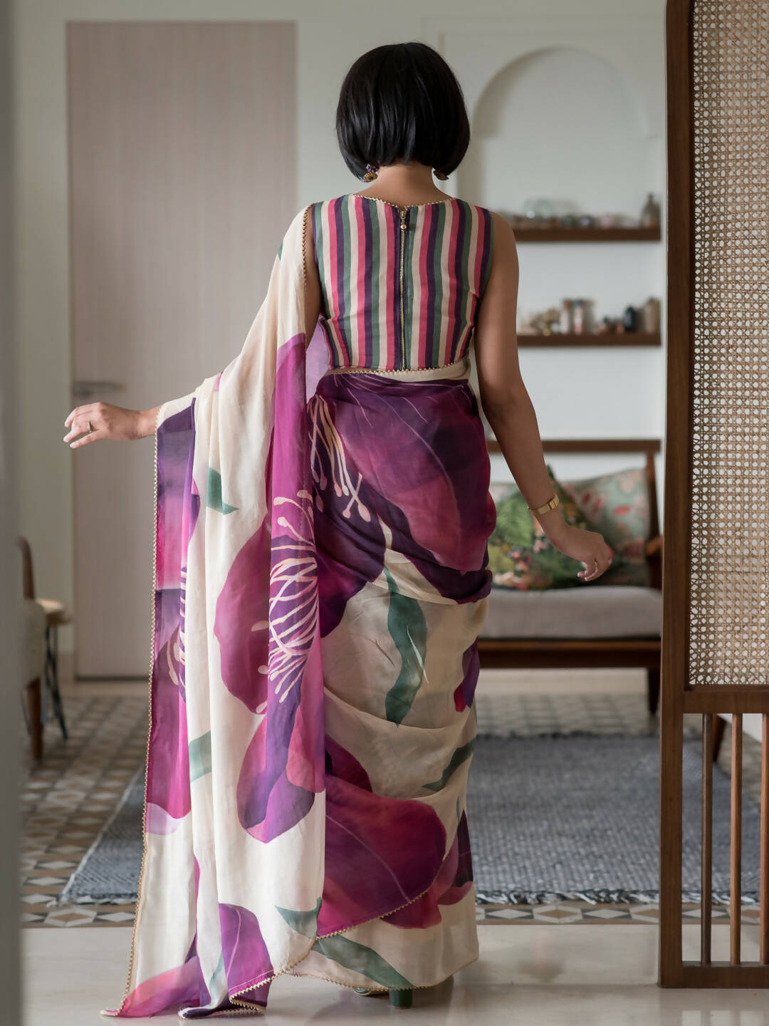 Suta Beige Floral Pure Cotton Saree | Grocsy