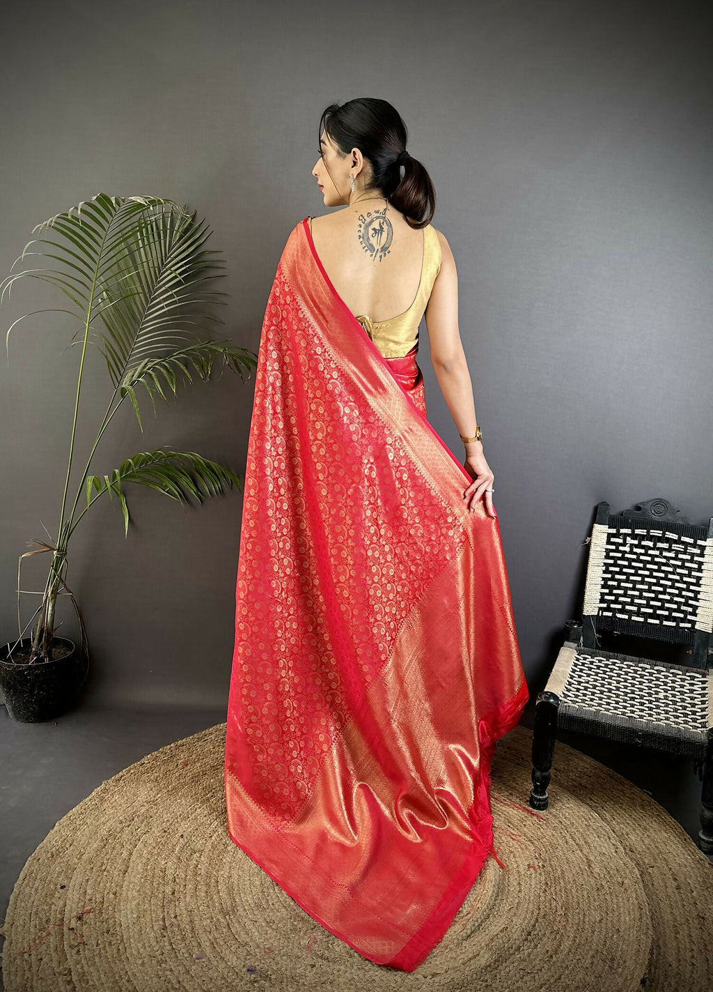 Joban Fashion Red Floral & Paisley Motifs Soft Satin Silk Banarasi Saree | Grocsy
