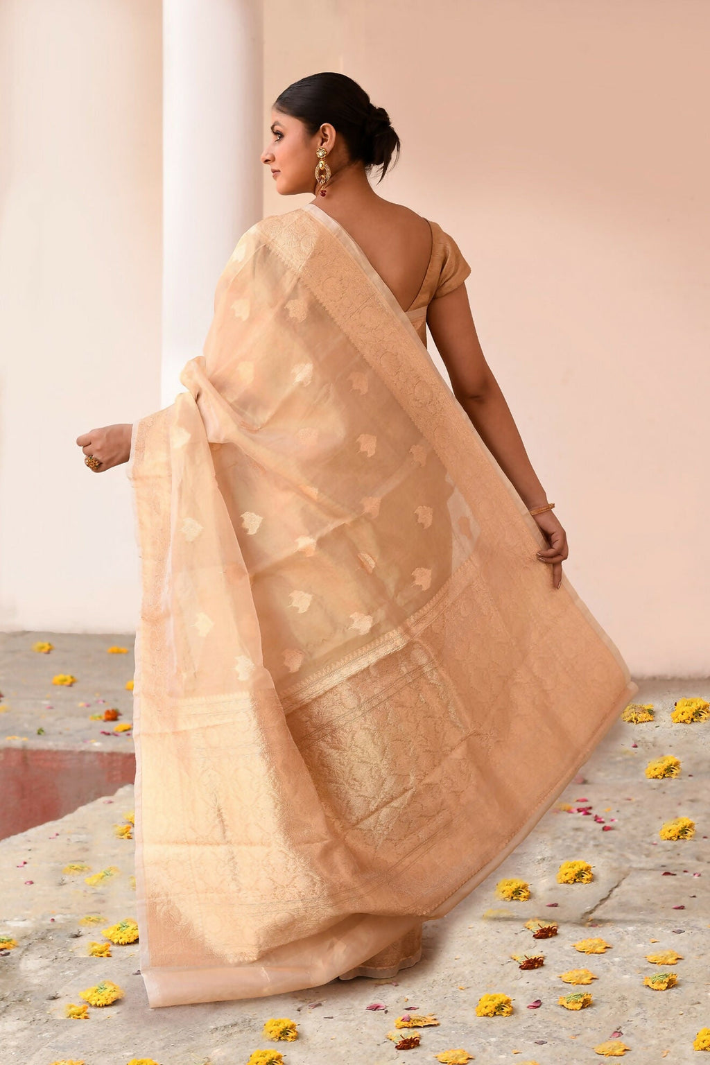 Joban Fashion Gold Banarasi Kora Tissue Pure Handloom Banarasi Silk Saree | Grocsy