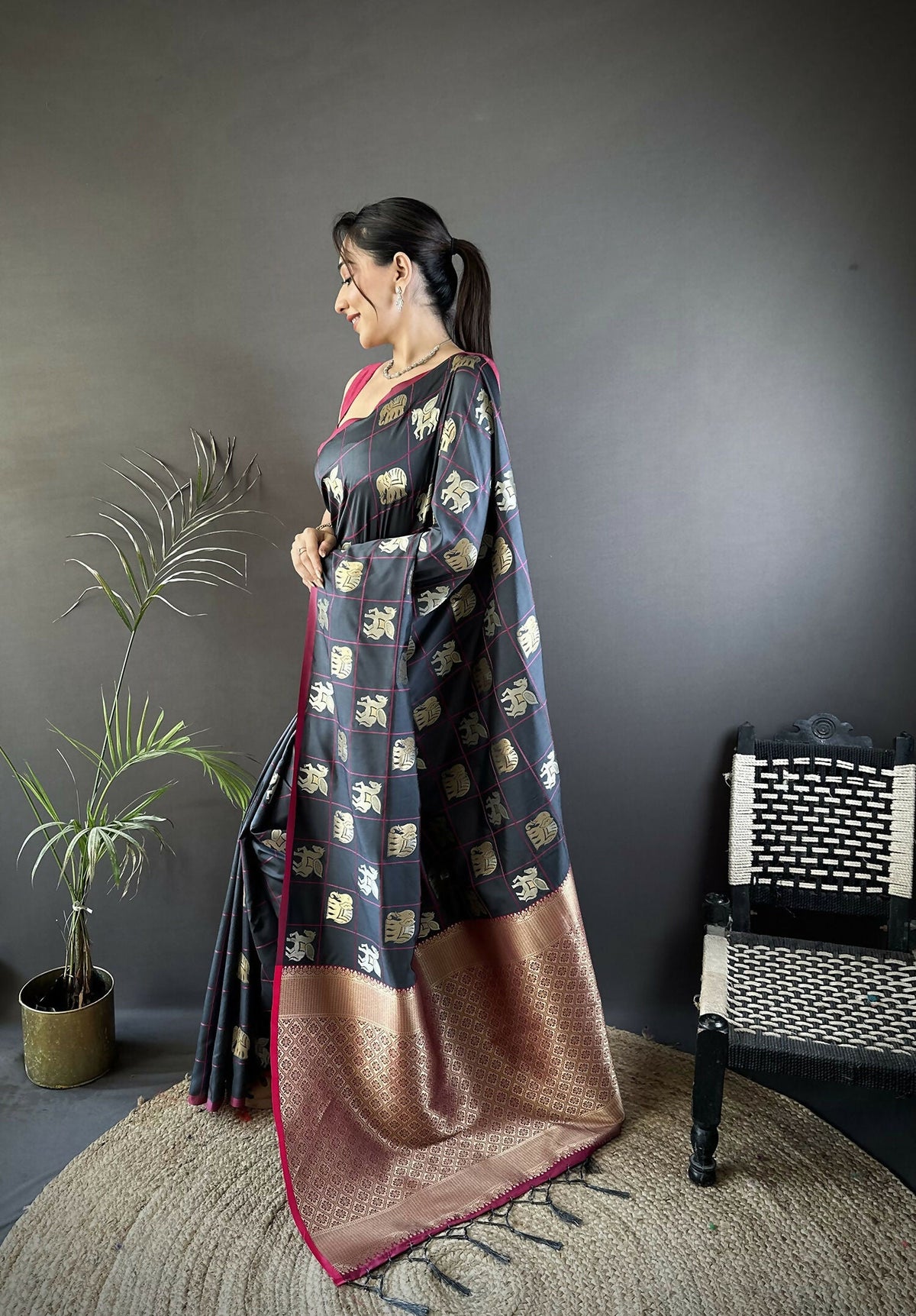 Joban Fashion Grey Elephant Motif Soft Silk Banarasi silk Saree | Grocsy