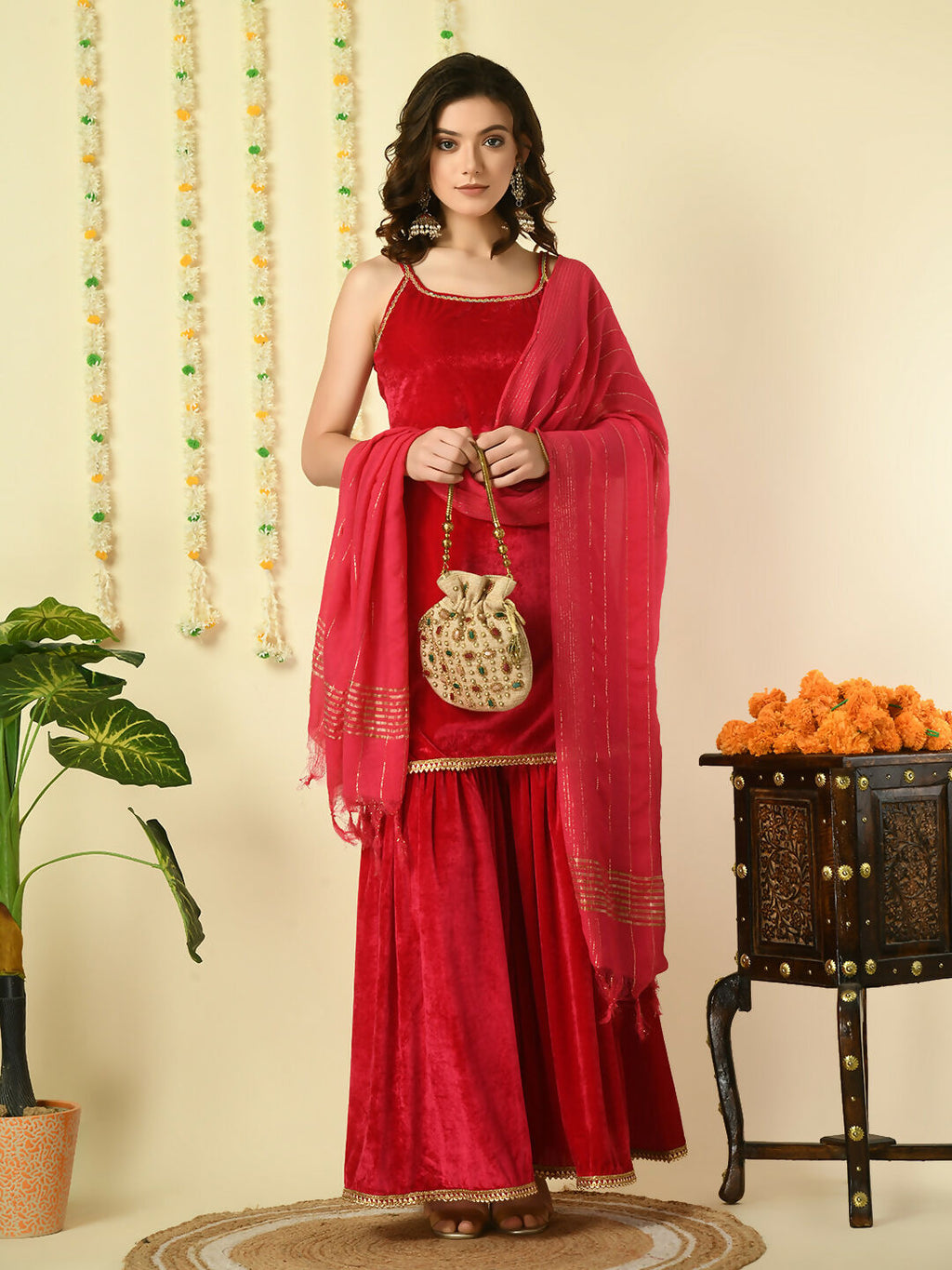 Myshka Women's Pink Velvet Kurti & Sharara With Dupatta Party Sets | Grocsy