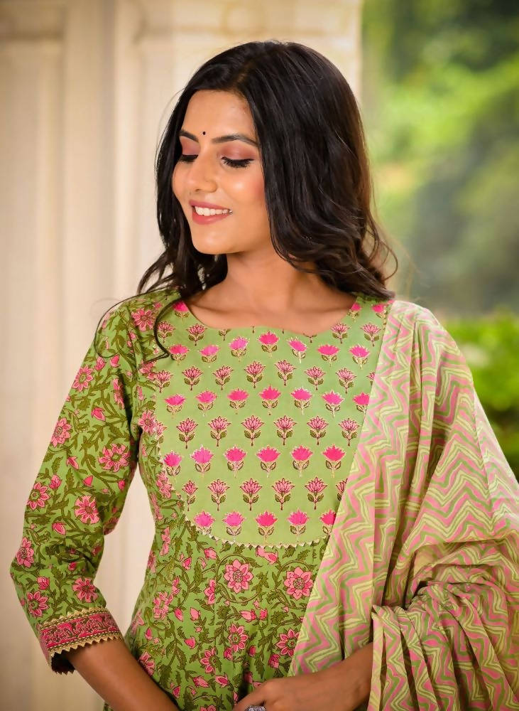 Yufta Women Green Floral Printed Pure Cotton Anarkali Kurta with Trouser and Dupatta | Grocsy