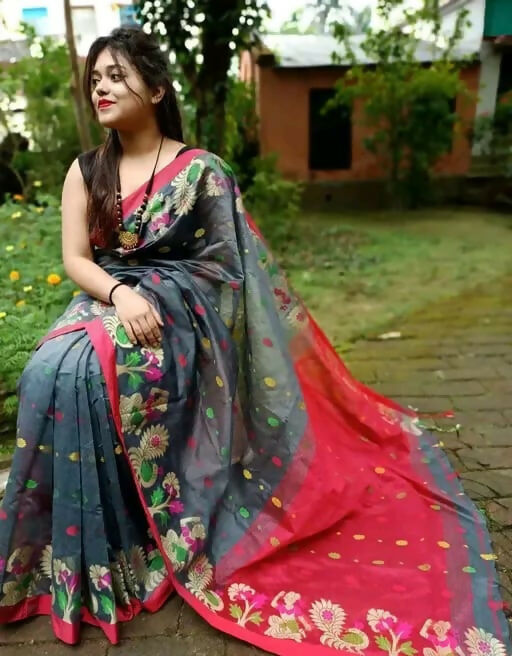 Exclusive Collection Grey Beautiful Handloom Silk Cotton Saree | Grocsy