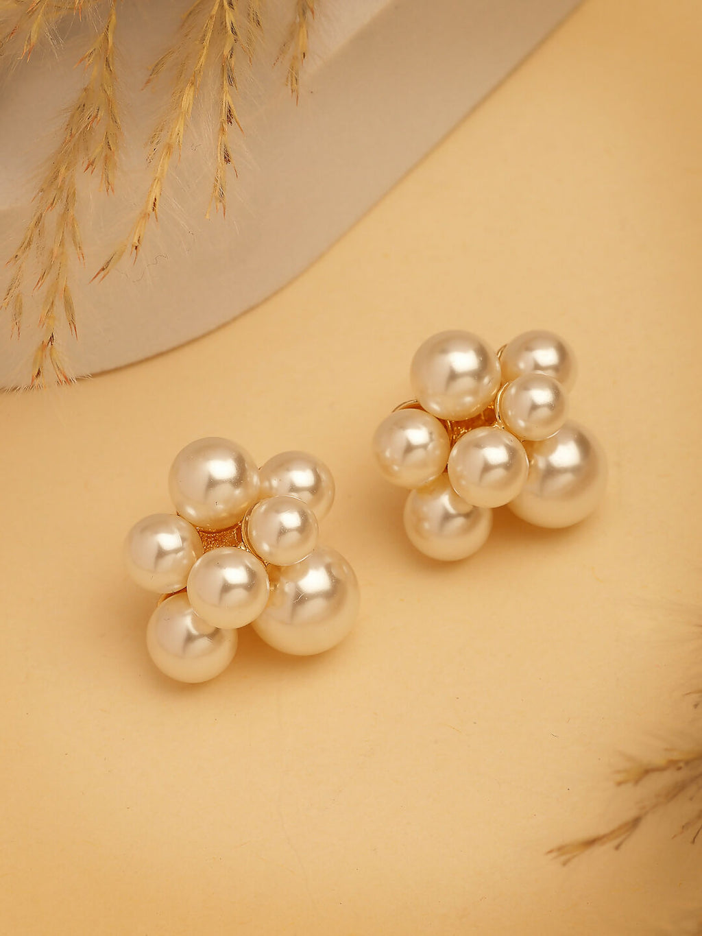 NVR Women's Rose Gold Pearl Rose Gold-Polished Circular Studs Earring | Grocsy