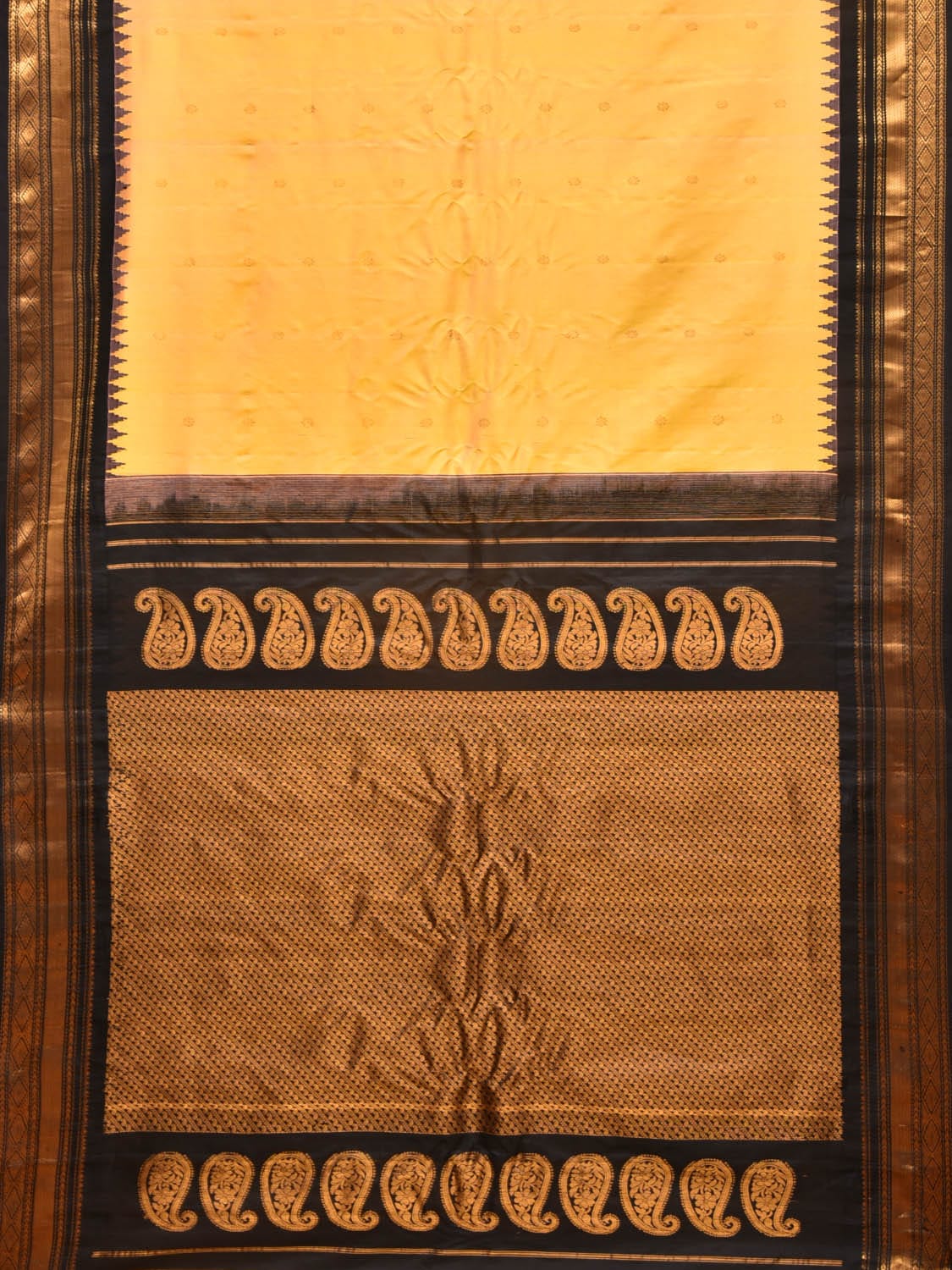 Yellow and Black Gadwal Silk Handloom Saree with Mango Pallu Design - Global Threads | Grocsy
