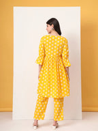 Yufta Yellow Cotton Maternity Gathered Or Pleated Kurta Pants Set | Grocsy