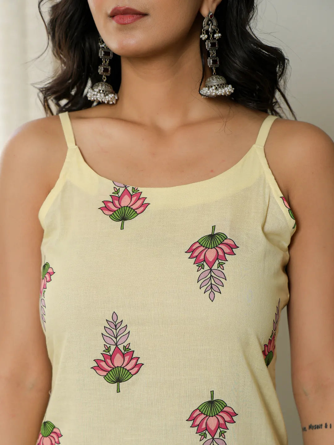 Yufta Yellow Cotton Straight Sleeveless Strappy Kurta Dupatta Set | Grocsy
