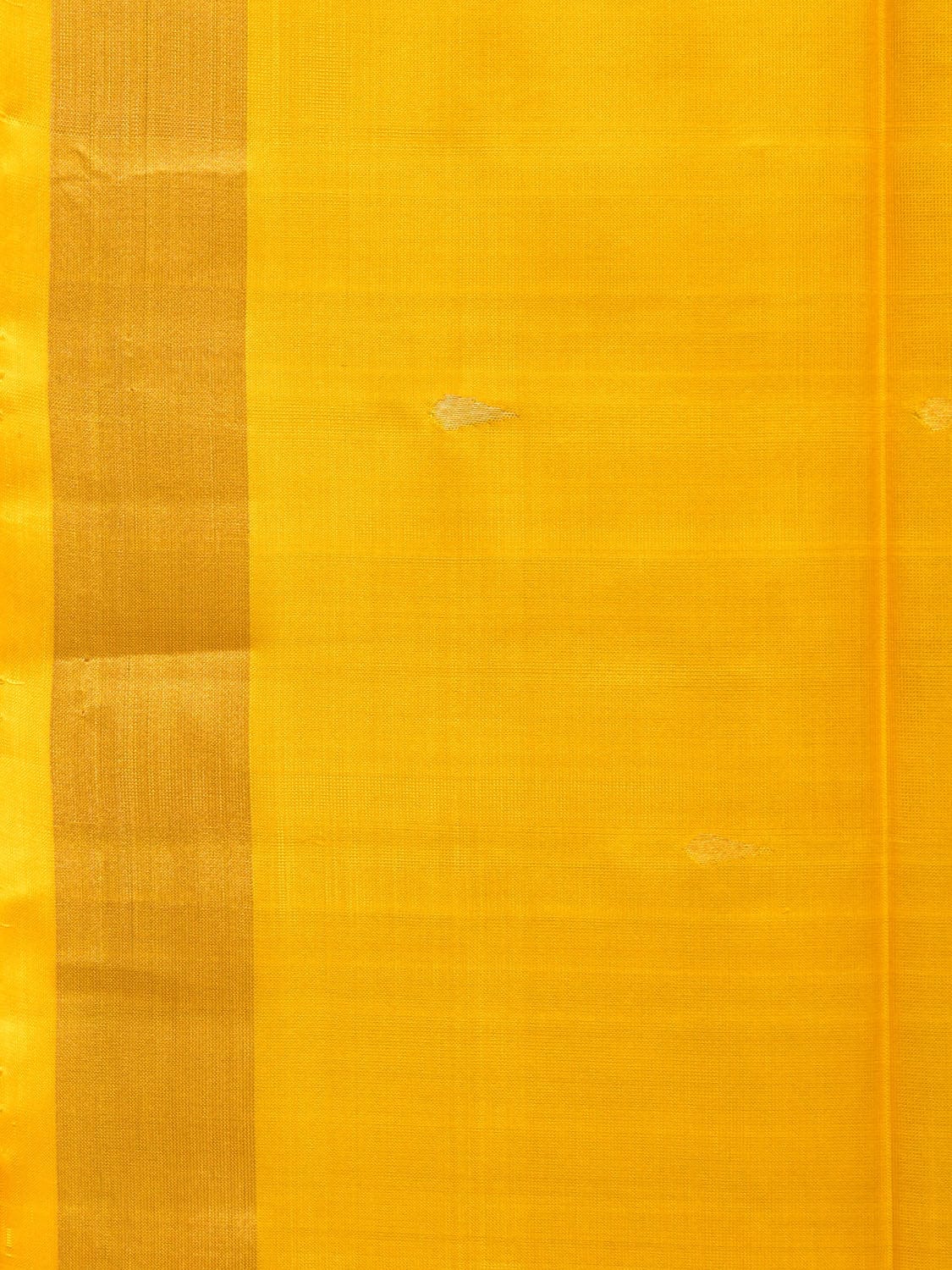 Yellow Uppada Silk Handloom Saree with Karpur Pallu Design - Global Threads | Grocsy