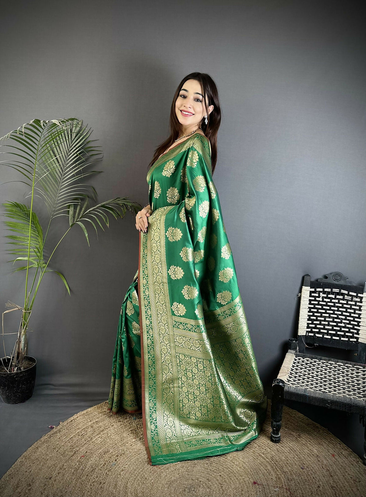 Joban Fashion Green Ethnic Floral Motifs Soft Lichi Silk Banarasi Saree | Grocsy