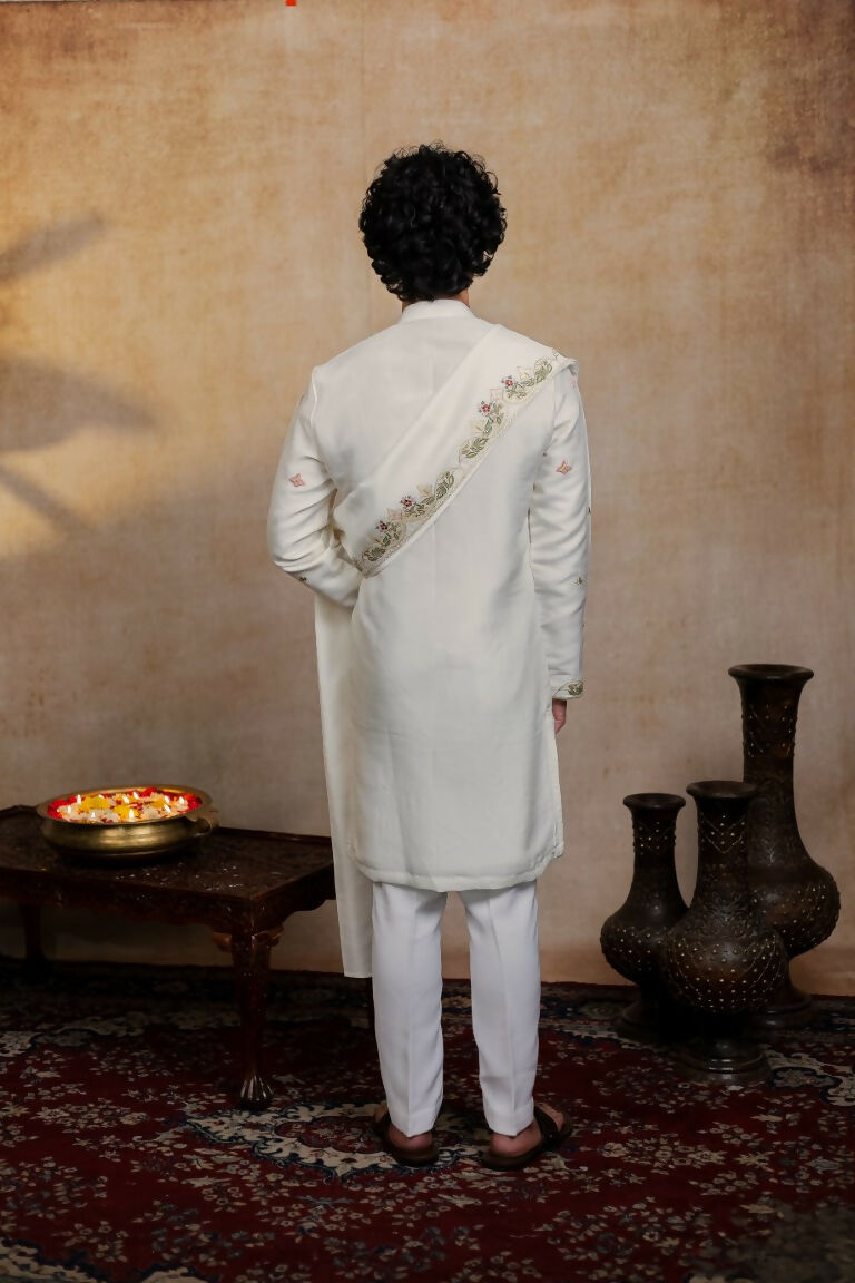 Falling Raw Silk Off White Geometric Symphony Kurta Set By Hilo Design | Grocsy