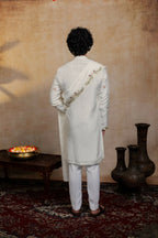Falling Raw Silk Off White Geometric Symphony Kurta Set By Hilo Design | Grocsy