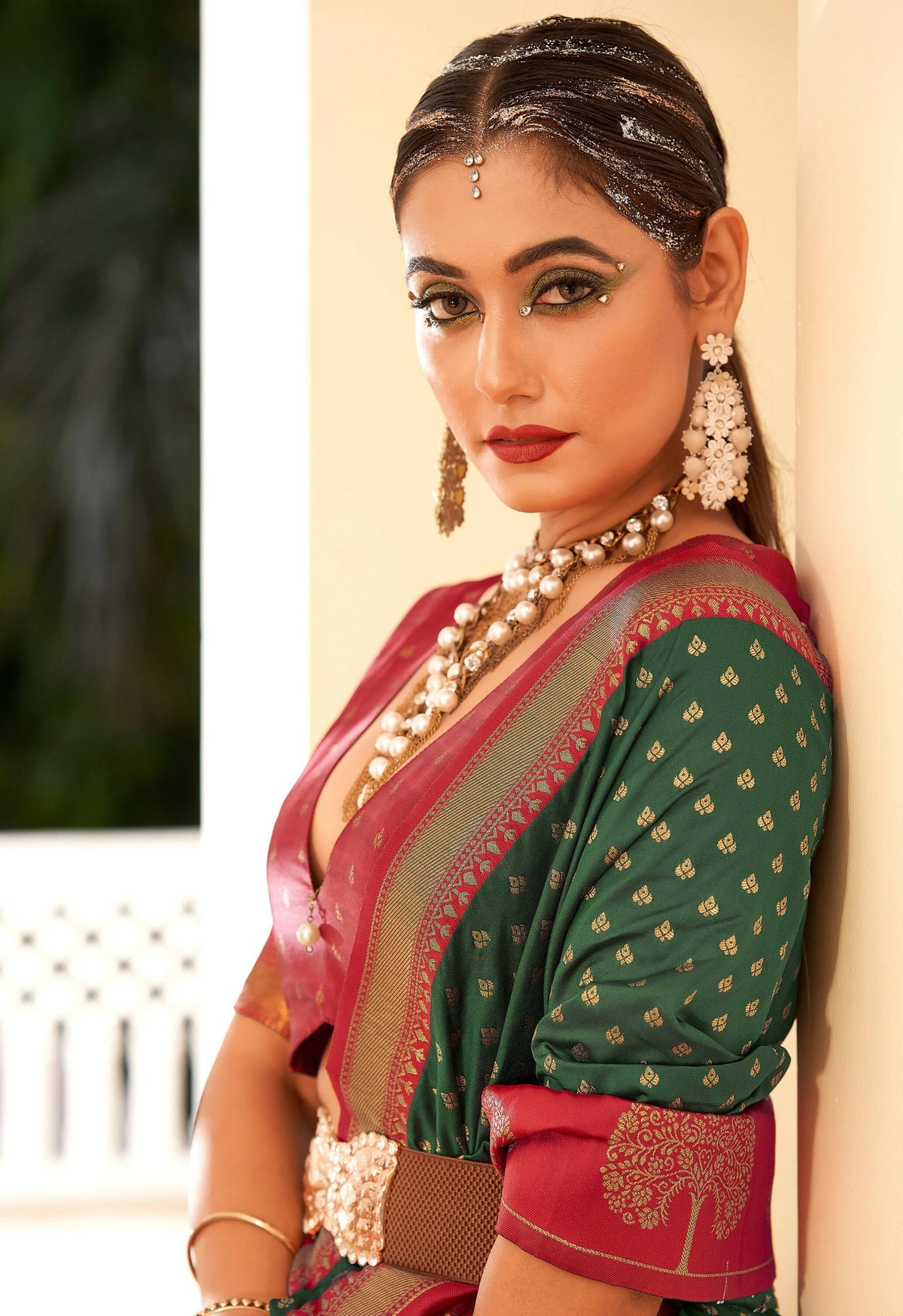 Green Soft Banarasi Paithani Copper Zari Weaving Saree With Unstitched Blouse Piece - Jodha | Grocsy