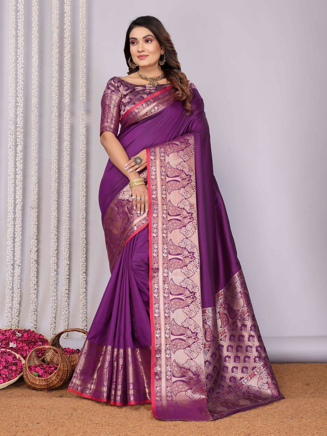 Joban Fashion Magenta Woven Banarasi Silk Sarees | Grocsy