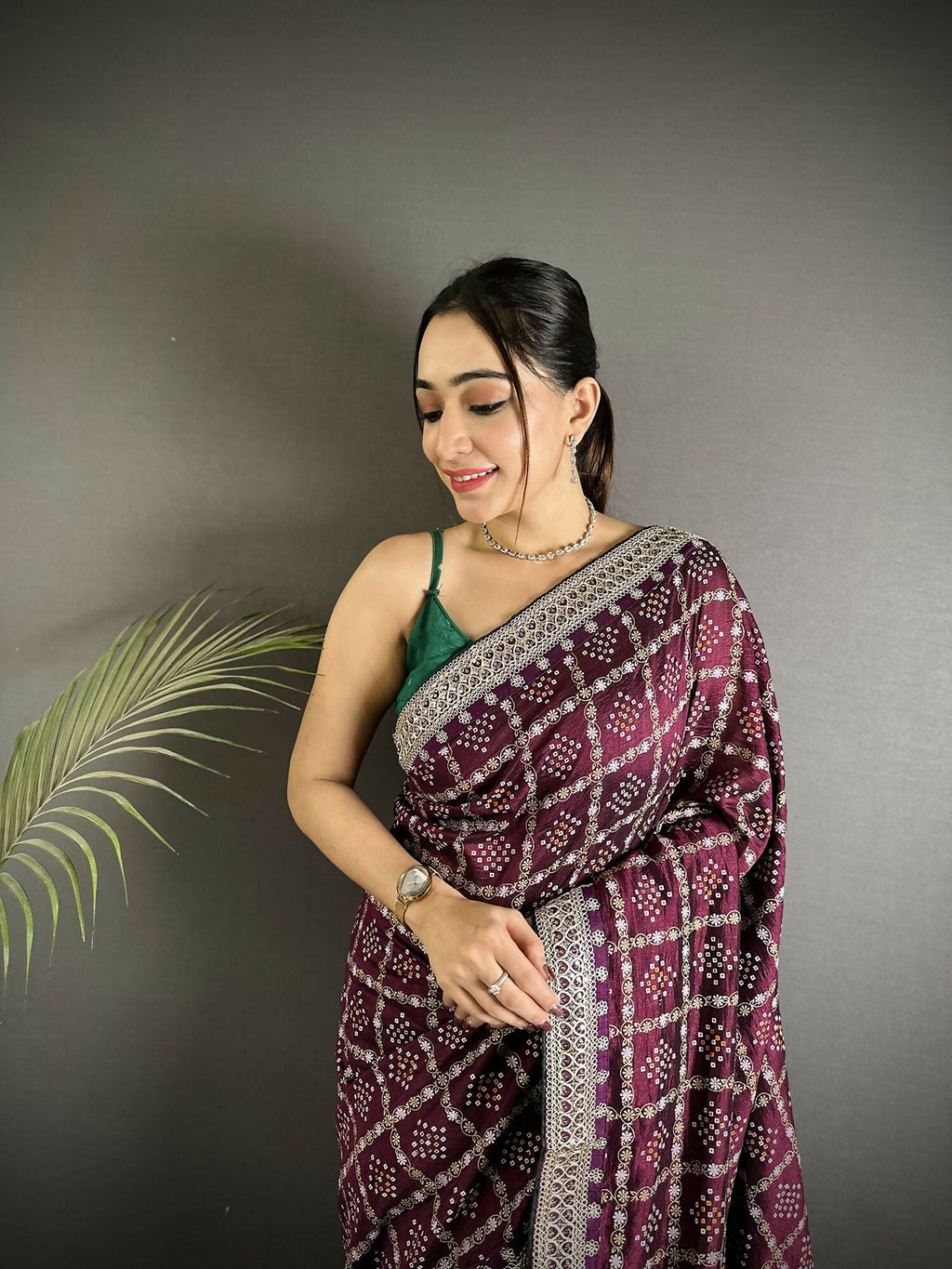 Joban Fashion Wine Bandhej Bandhani Vichitra Silk Bandhani Prints Saree | Grocsy