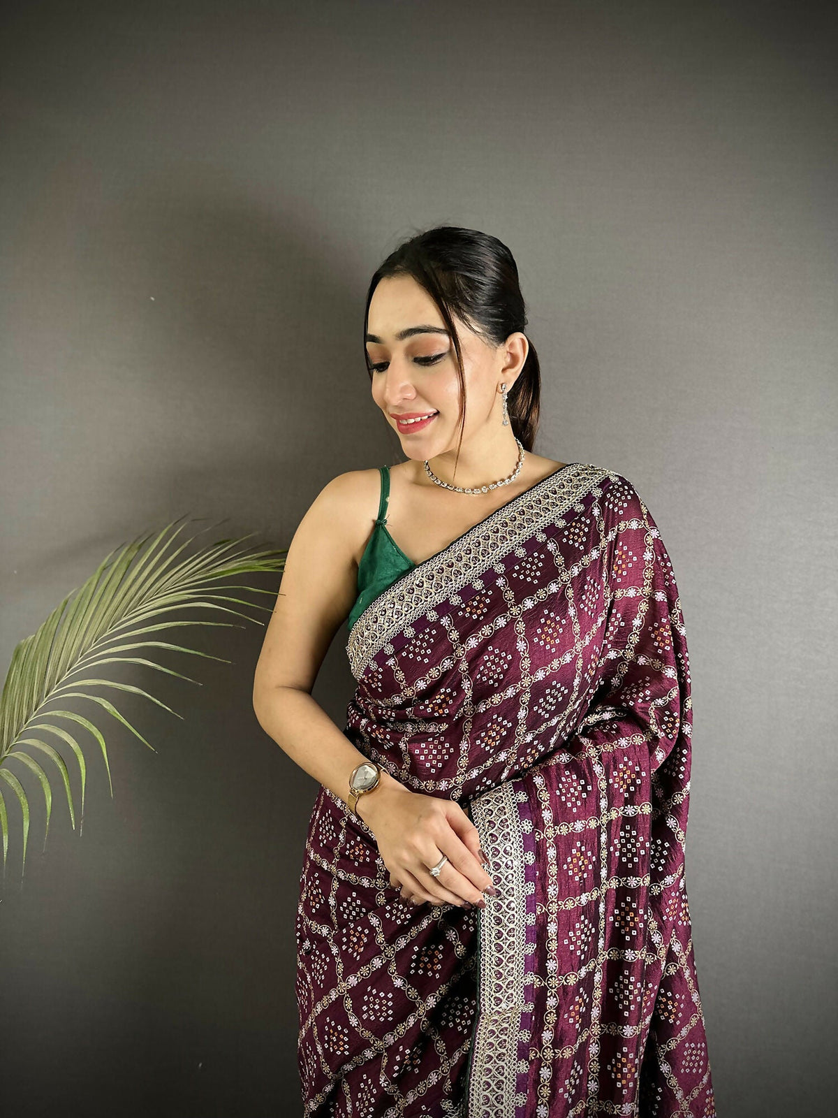Joban Fashion Wine Bandhej Bandhani Vichitra Silk Bandhani Prints Saree | Grocsy