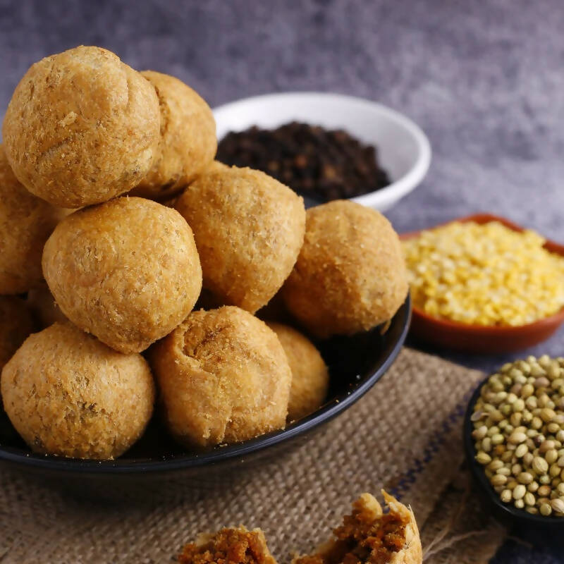 The State Plate Gujarat Dry Kachori | Grocsy