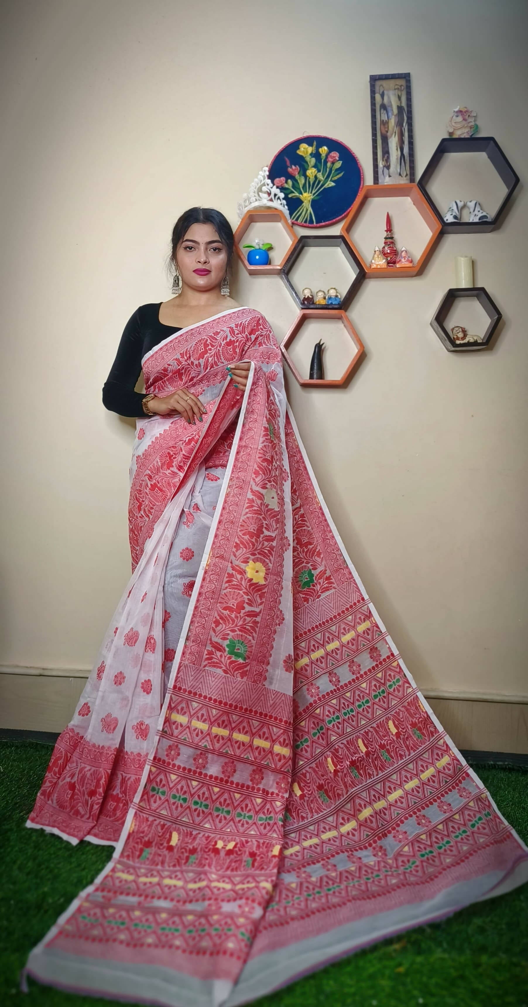 Exclusive Collection Handloom Dhakai Jamdani Saree - White & Red | Grocsy