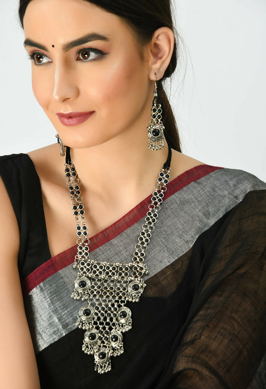 Mominos Fashion Johar Kamal Oxidised Silver-Plated Brass Finish Black Kundan Afghani Long Necklace For Women | Grocsy