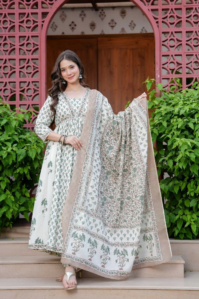 Jaimini Women Cotton Printed V-Neck 3/4 Sleeves Calf Length Flared Kurta Pant And Dupatta Set | Grocsy