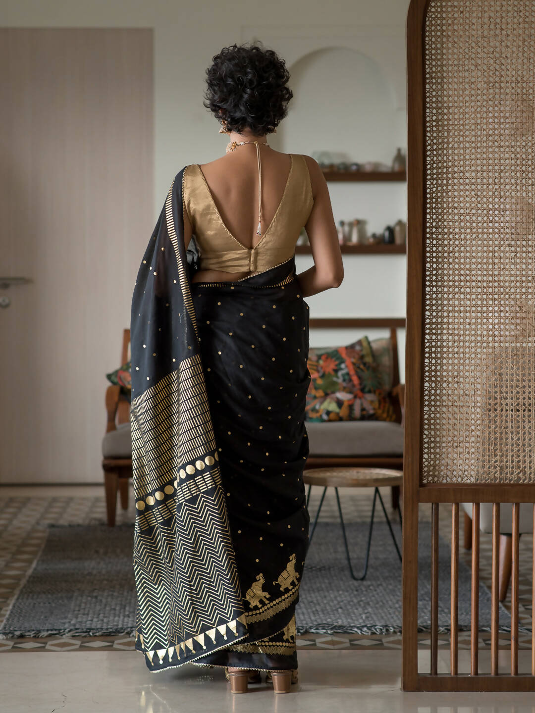 Suta Black Ethnic Motifs Cotton Blend Saree | Grocsy