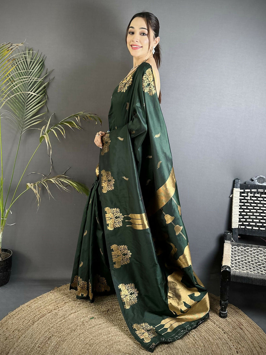 Joban Fashion Bottle Green Motifs Zari Weaving Soft Silk Banarasi Saree | Grocsy