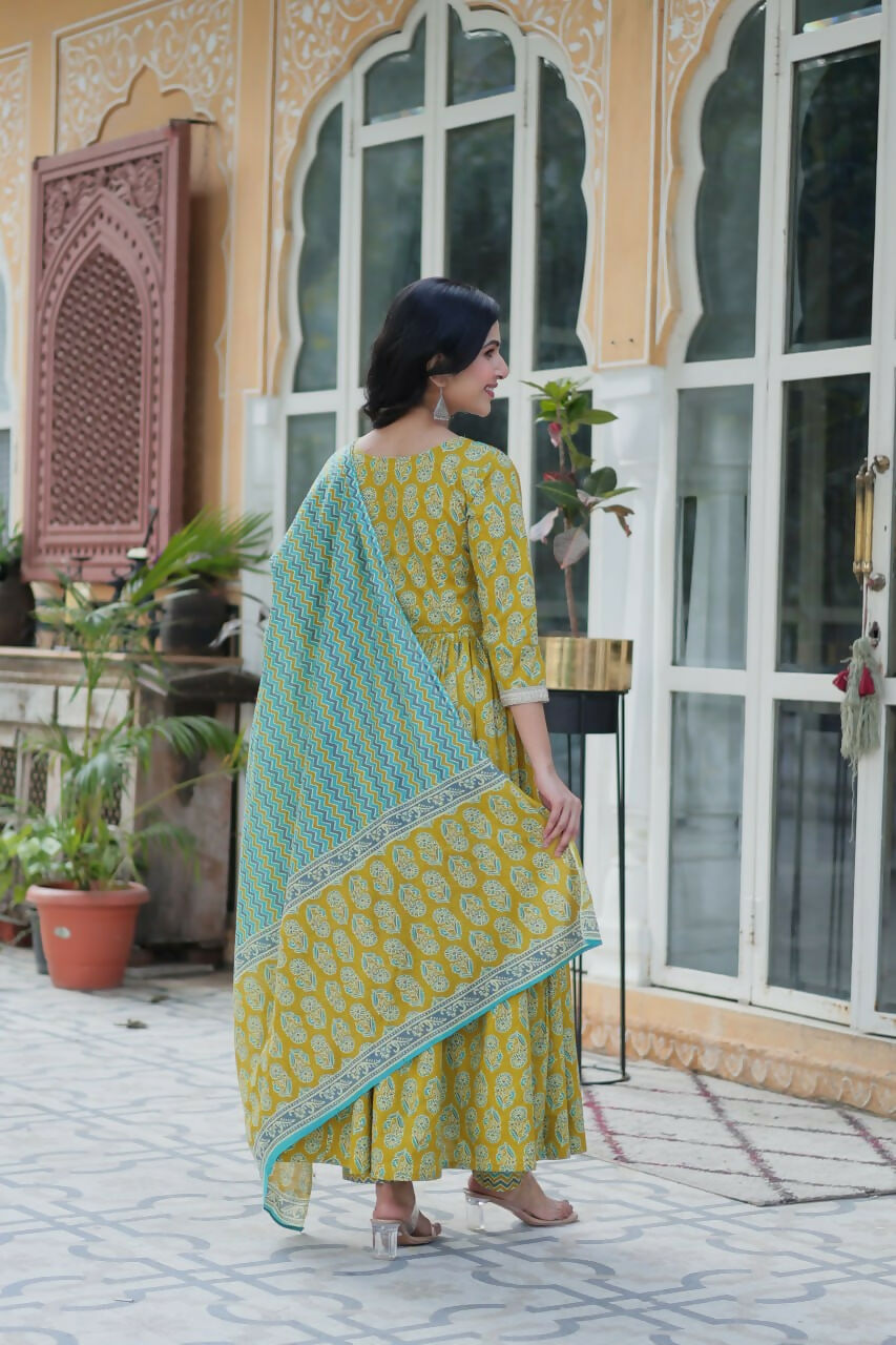 Vastranavya Lime Green Pure Cotton Printed Top with Pant & Dupatta Set | Grocsy