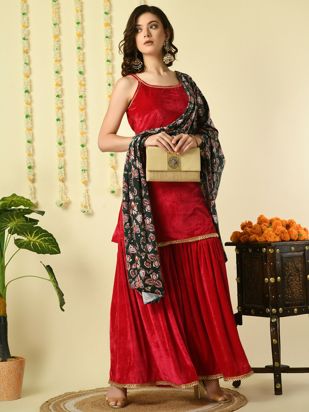 Myshka Women's Pink Velvet Kurti & Sharara With Dupatta Party Sets | Grocsy