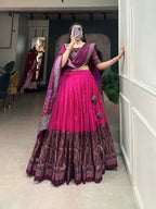 Vastranavya Kashmiri Print With Foil Print Lehenga with Unstitched Printed Blouse - Pink | Grocsy