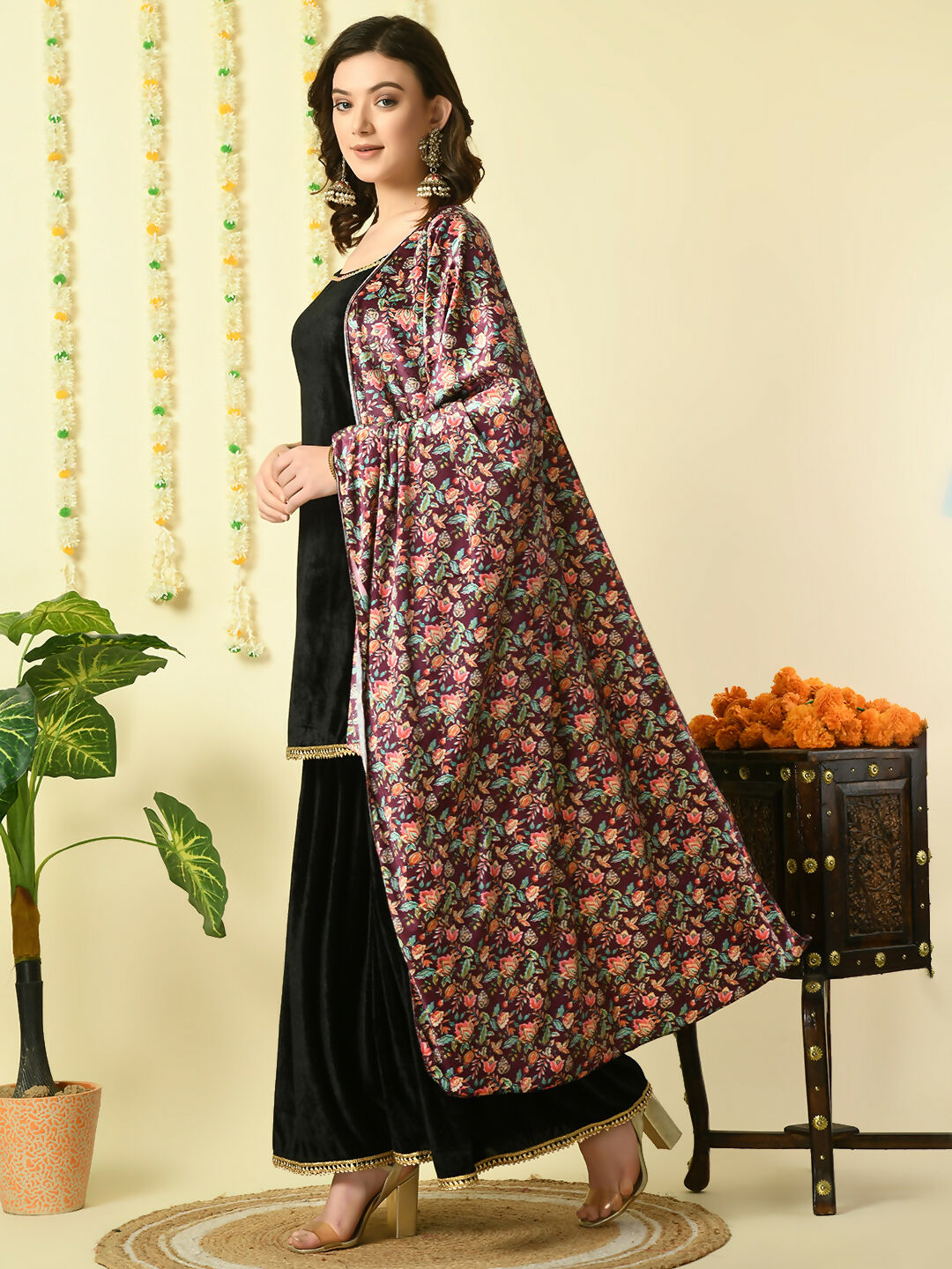 Myshka Women's Black Velvet Kurti & Sharara With Dupatta Party Sets | Grocsy
