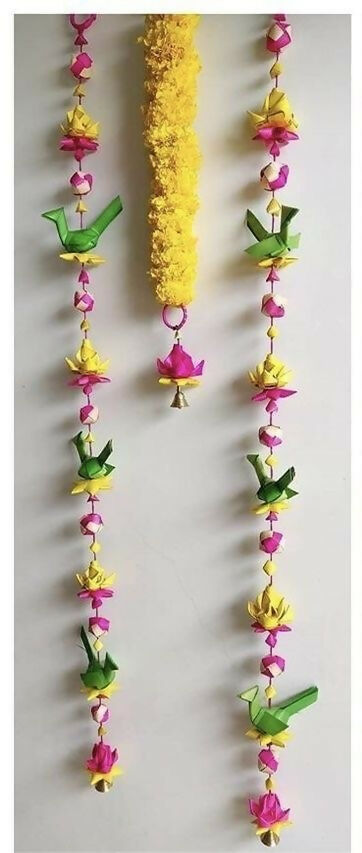 Shuddh Natural Hand Made Palm Leaf Lotus & Parrot Hanging | Grocsy