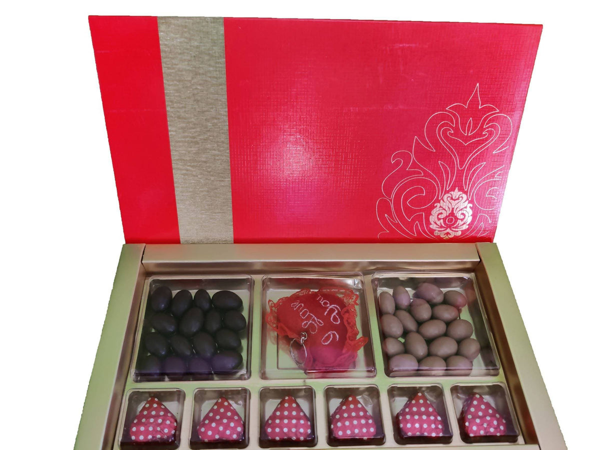 Deesha Foods Hearts And Nuts | Grocsy