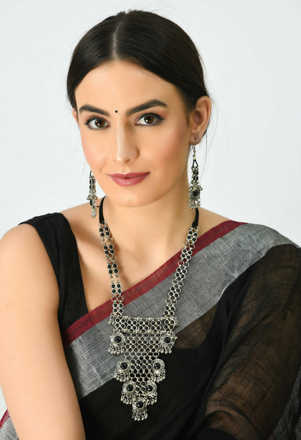 Mominos Fashion Johar Kamal Oxidised Silver-Plated Brass Finish Black Kundan Afghani Long Necklace For Women | Grocsy