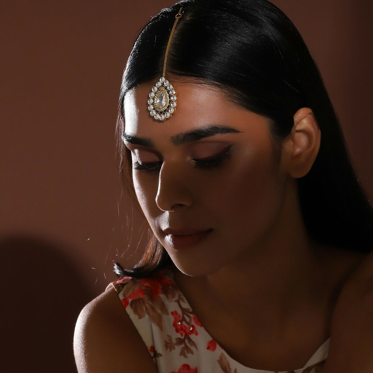 Tear Drop Kundan Maang Tikka- Ruby Raang | Grocsy
