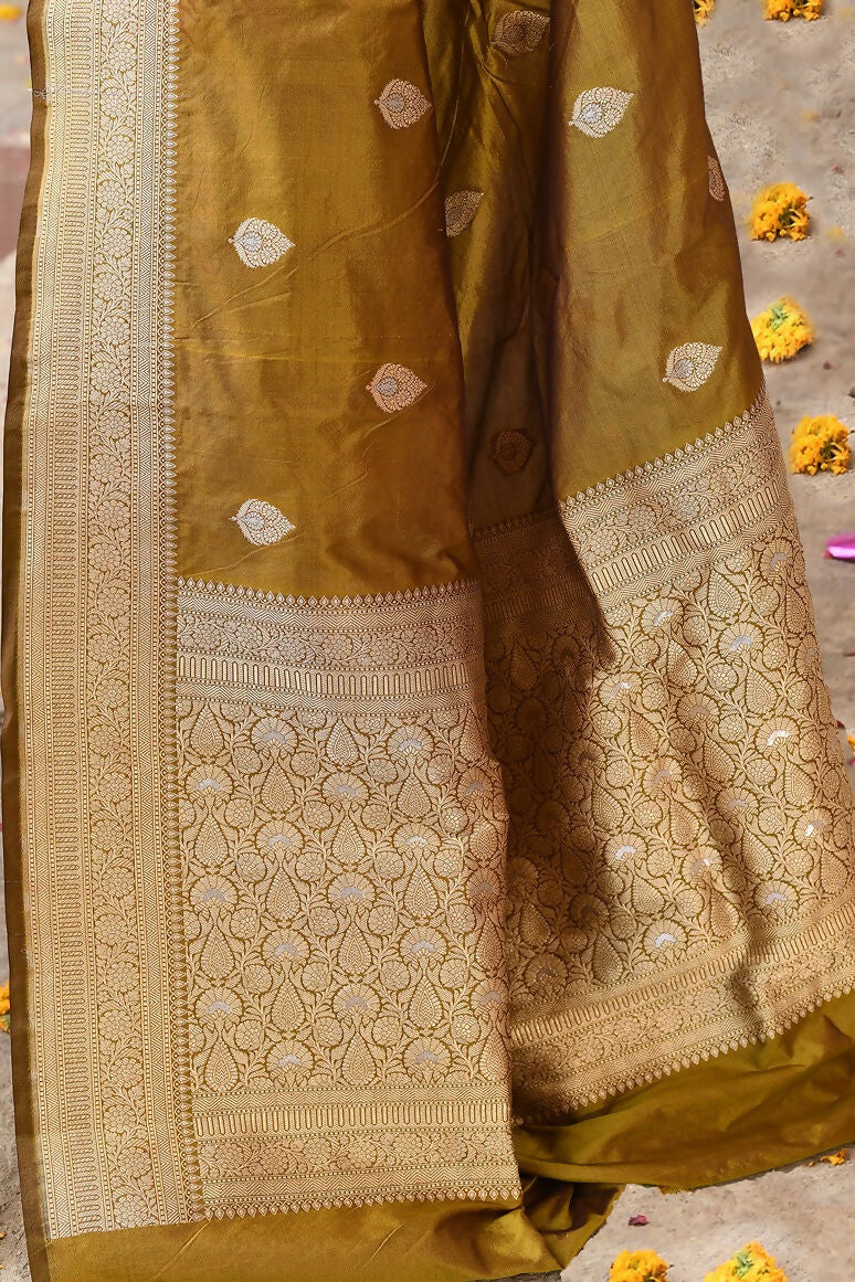 Joban Fashion Olive Pure Katan Pure Handloom Banarasi Silk Saree | Grocsy