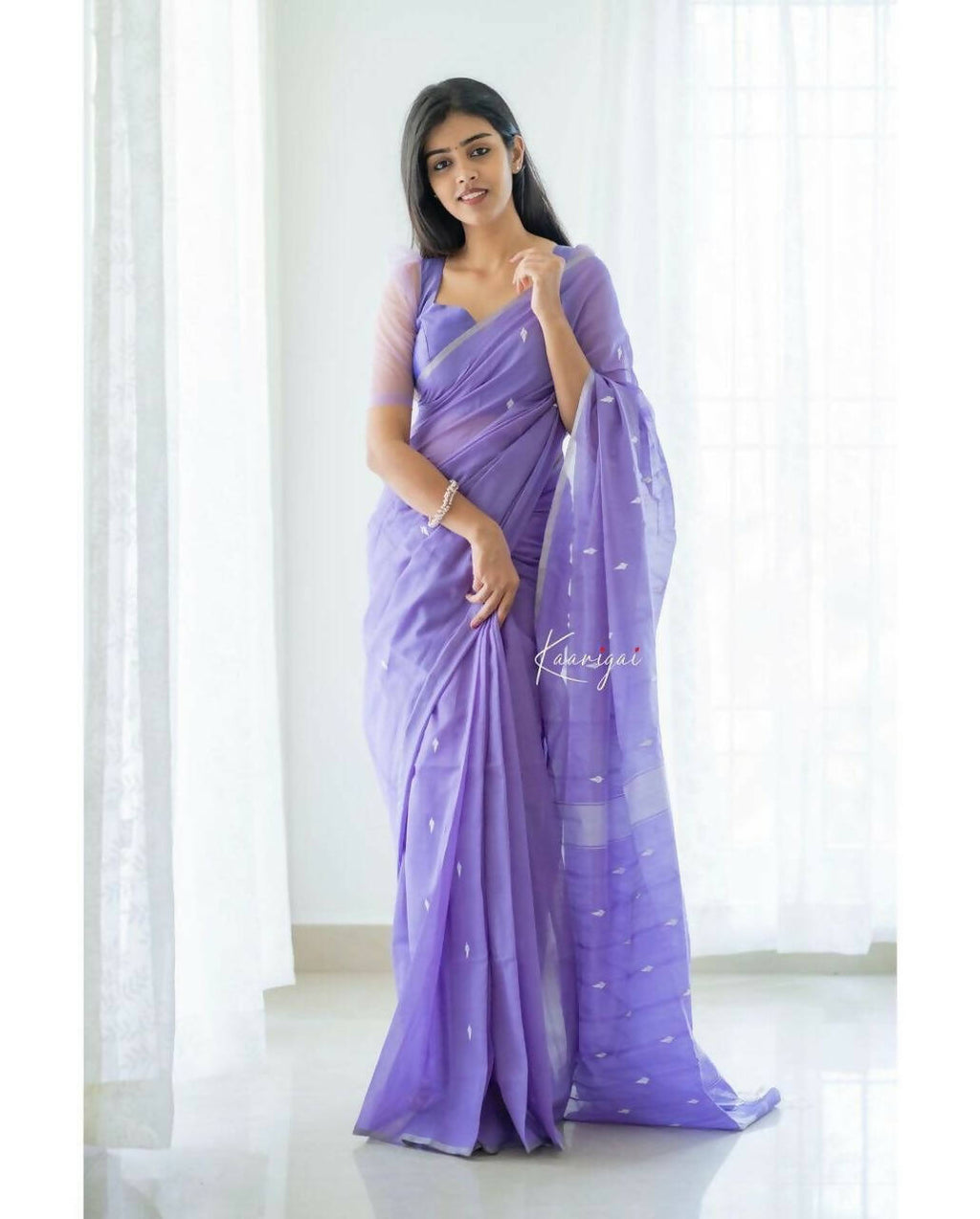 DEIANA'S Beautiful Designer Golden zari Soft Cotton Saree - Lavender | Grocsy